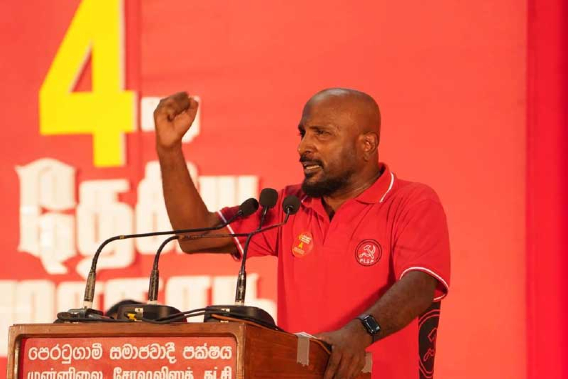 'මාලිමා ආණ්ඩුව මුළු රටත් ජනතාවත් පාවා දී අවසන්' - කුමාර් ගුණරත්නම්